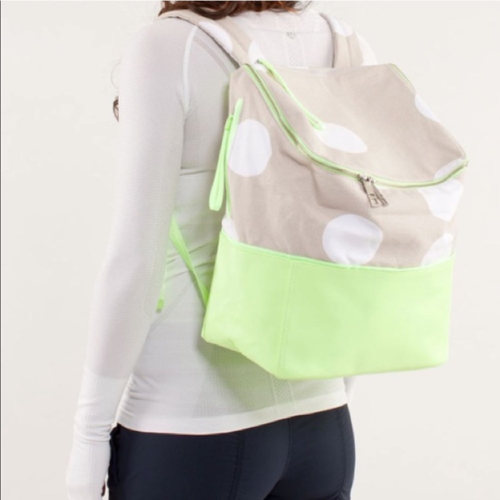 Lululemon backpack - Picture 7 of 7